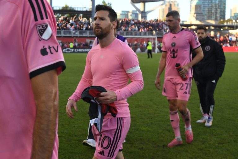 Opinion: Messi should win MVP, and arguments against him aren’t serious