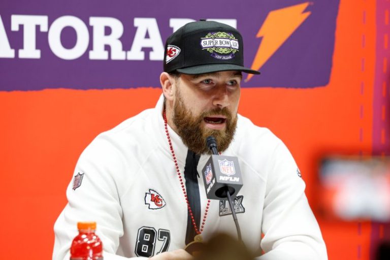 ‘Who’s not a Swiftie?’ Travis Kelce talks Taylor Swift ahead of Super Bowl