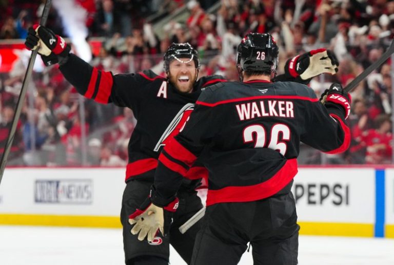 Hurricanes, Oilers take commanding leads with Game 4 wins